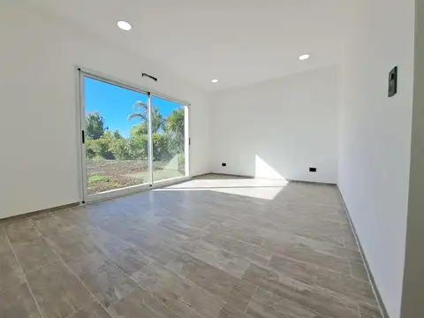 Casa 4 ambientes con 3 baños