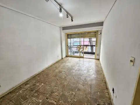 ARANGUREN, JUAN F., DR. 2900, Piso 1