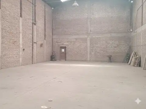 DEPOSITO Y LOCAL VENTA TURDERA FONDO LIBRE