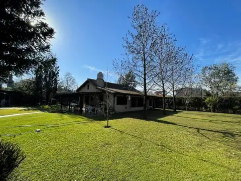 Venta Casa de 5 Ambientes