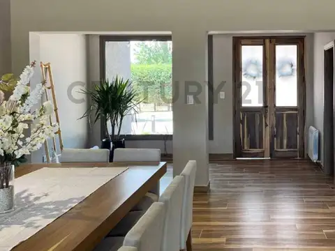 Casa en Venta en Lunlunta, USD 330.000