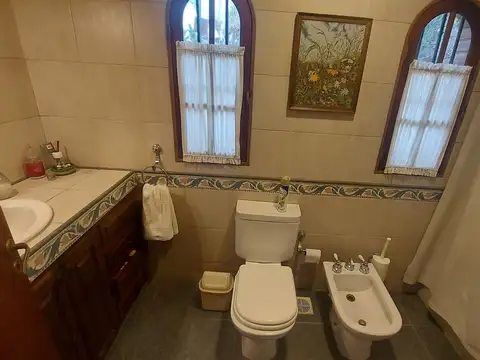 CASA EN VENTA FLORENCIO VARELA