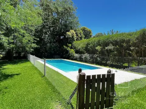 Casa en Venta con 1 cochera