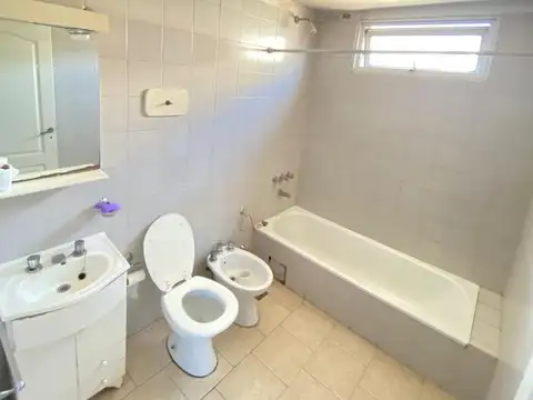 Depto Tipo Casa en Venta al Este