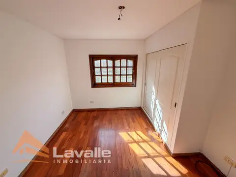Departamento en Alquiler con 1 cocheras