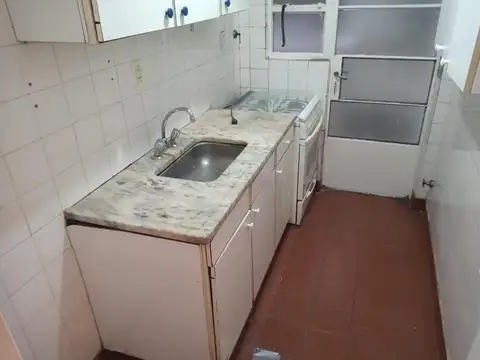 2 AMBIENTES CONTRAFRENTE BARTOLOME MITRE 1700 SAN NICOLAS