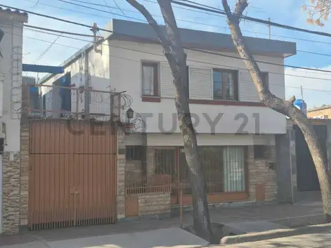 JOSE FEDERICO MORENO 2400, Piso 0