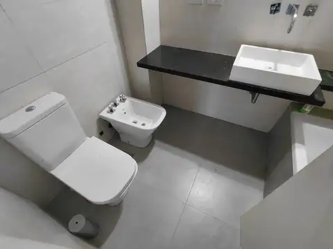 Departamento en Alquiler con 2 cocheras