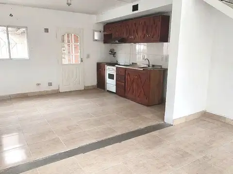 Venta Dúplex de 3 ambientes con cochera