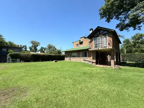 ALQUIER CASA TORTUGUITAS 4 AMBIENTES
