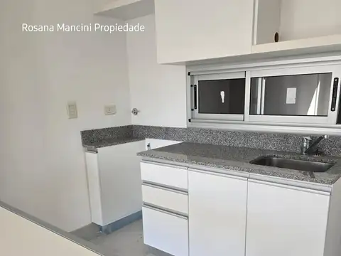 Doctor Rómulo Naón 4100, Piso 3°