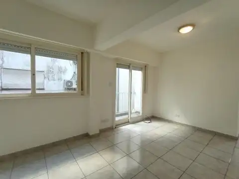 Departamento en Alquiler en Almagro, $ 600.000