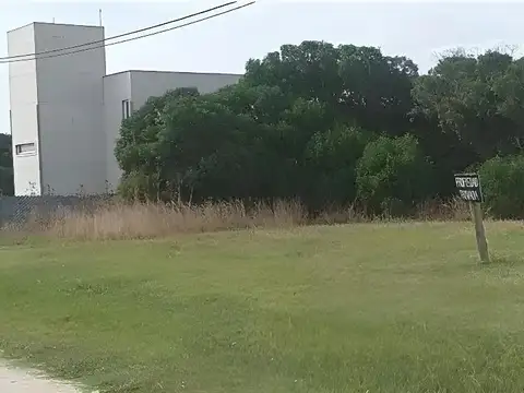 Terreno en Venta 8  mts Frente