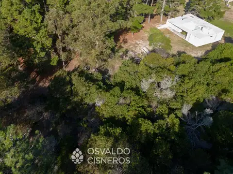Terreno multifamiliar en calle Las Quijadas – Mar de las Pampas