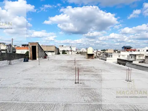 Galpon en Venta en Isidro Casanova, USD 130.000
