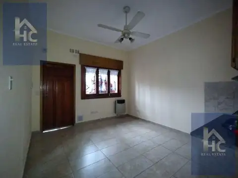 Depto Tipo Casa en Alquiler de 1 dormitorio