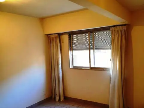 Departamento en Alquiler en Balvanera, $ 350.000