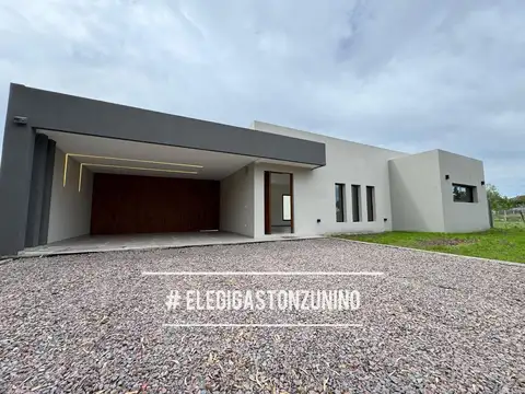 VENTA DE CASA EN CALLE 129 ENTRE 30 BIS Y 40