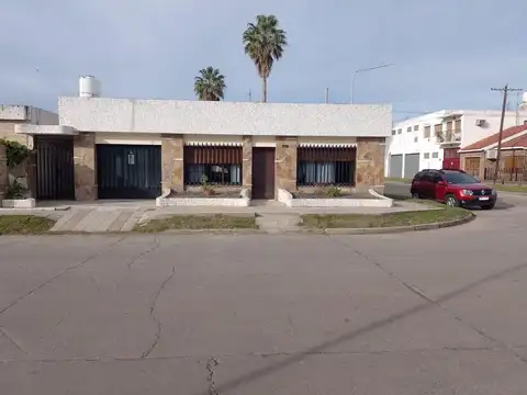 SARMIENTO AL 100