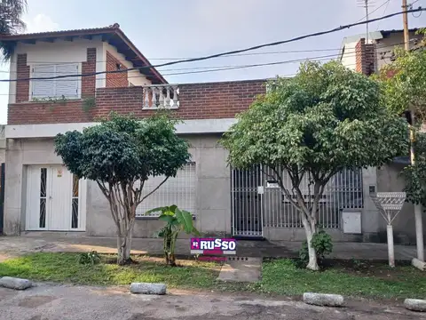 Venta casa 4 ambientes San Justo