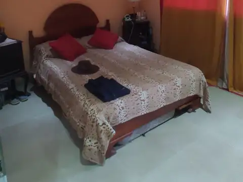 VENTA CASA 2 DORM CON PILETA EN ARROYO LEYES
