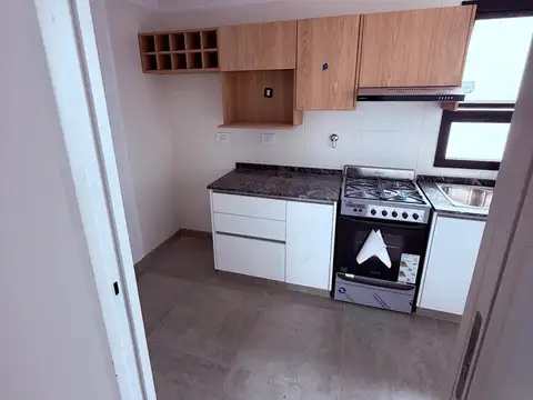 Depto Tipo Casa en Venta en Villa General Mitre, USD 220.000