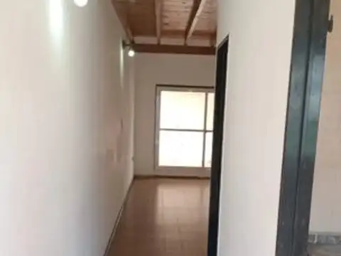 Chalet Duplex 3 Ambientes Con Cochera Y Patio Lanus Oeste