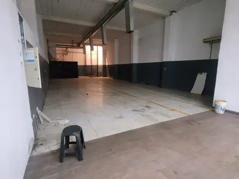 Galpon en Alquiler en Monserrat, USD 1.650