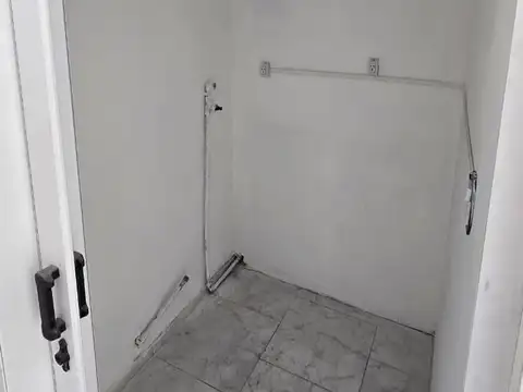 Local en Alquiler en Funes, $ 650.000