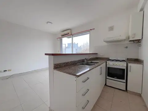 Departamento en Alquiler con 1 cocheras