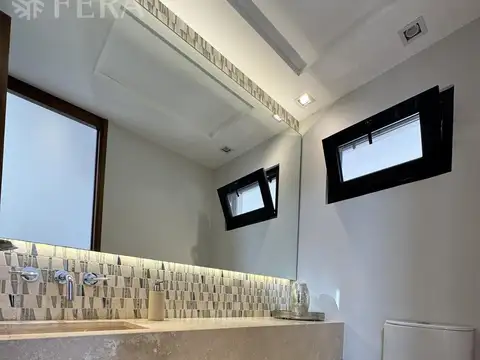 Venta Casa 5 ambientes con piscina en Campos de Roca I-Brandsen