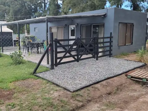 Casa en venta - 1 Dormitorio 1 Baño - Abasto