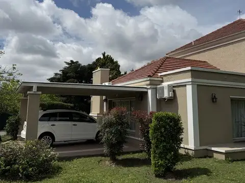 Casa en Alquiler de 3 dormitorios