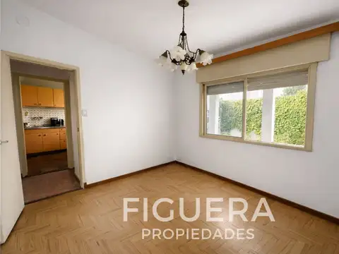 Depto Tipo Casa en Venta en Villa Luzuriaga, USD 59.000