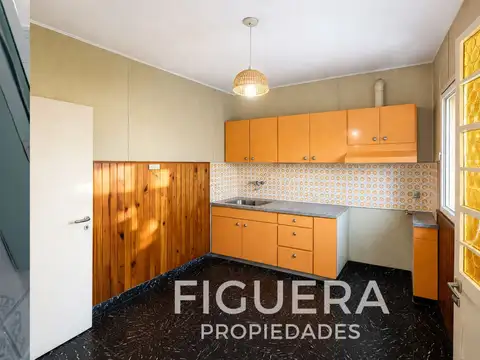 Depto Tipo Casa en Venta al Este