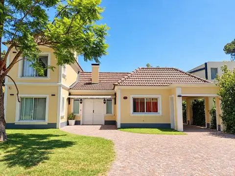 Casa en venta en Moreno