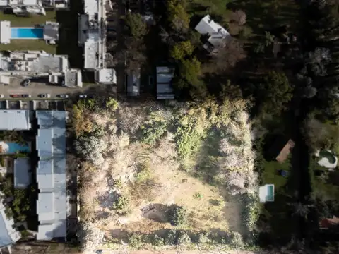 Extraordinario Lote de 7.140 m2 en Del Viso