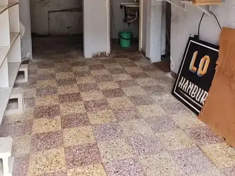 Local en Alquiler en José Ingenieros, $ 350.000