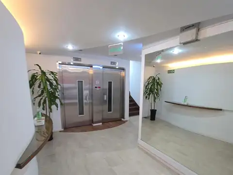 Azcuenaga 797 y Av Cordoba- Balvanera-3 AMBIENTES chicos- OPORT!