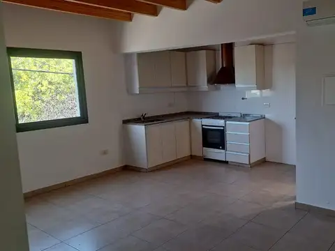Departamento en Alquiler en Villa Nueva de Guaymallen, $ 650.000