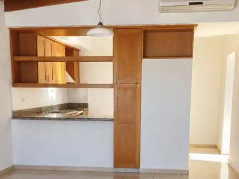 Departamento en Alquiler con 1 cocheras
