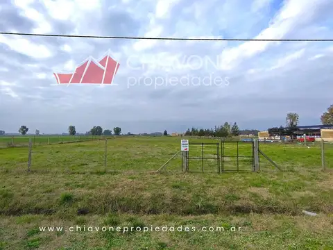 Amplio lote en venta, Chacras de Villars, (Bs As) - L10108.