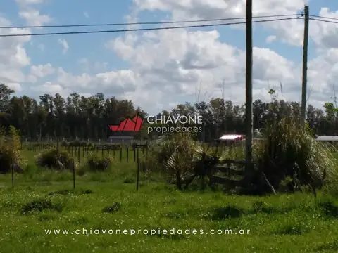 Amplio lote en venta, Chacras de Villars, (Bs As) - L10108.