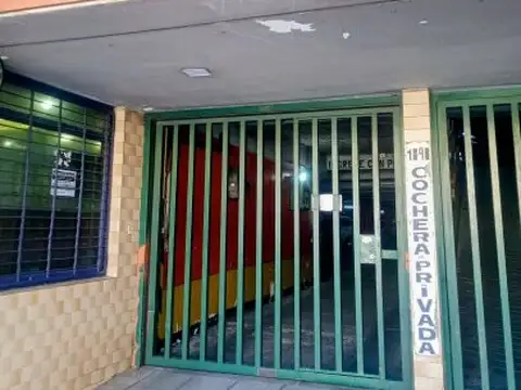 Venta cochera fija en avellaneda