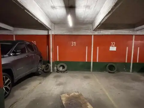 Venta cochera fija en avellaneda