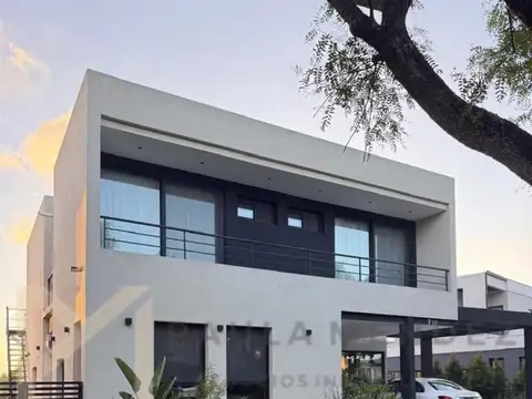 Casa  en Venta en San Isidro Labrador, Villanueva, Tigre