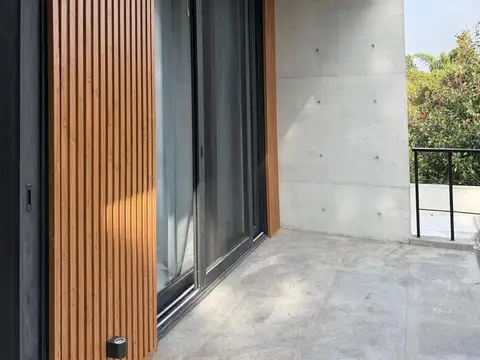 Moderna casa en San Isidro Labrador