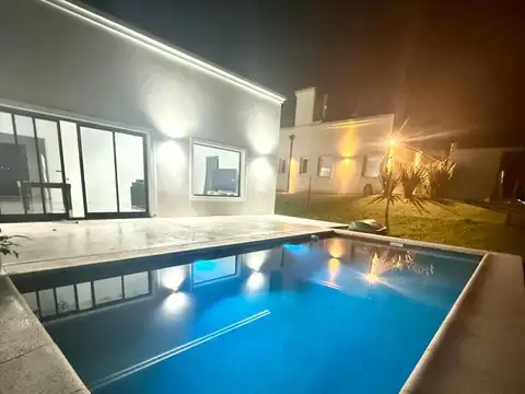 Casa en Venta en Barrancas De San Benito, USD 215.000