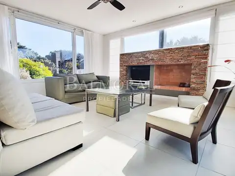 Casa 3 ambientes con 3 baños