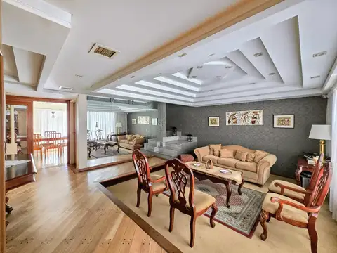 Casa en Venta de 5 dormitorios